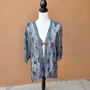 Lulu-B  Gray Open Weave 3/4 Sleeve Jacket Top with Wooden Buttons in Size L